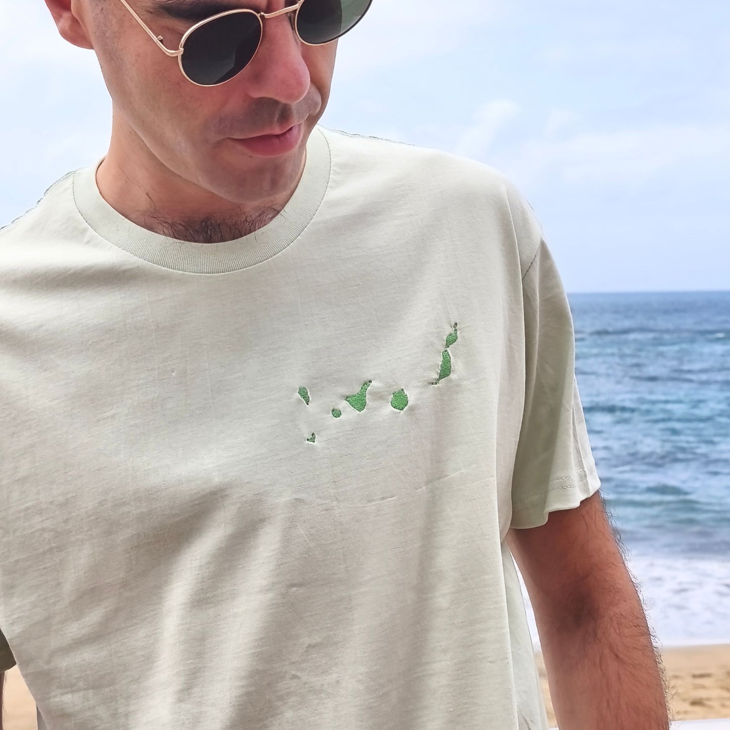 Islas Canarias Camiseta Bordada (Menta)
